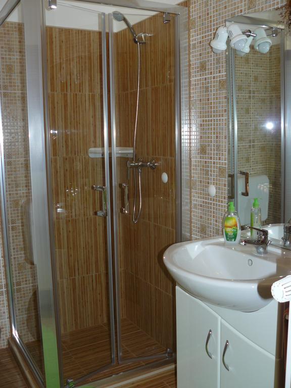 Angela Vendeghaz Hotel โทไก ภายนอก รูปภาพ